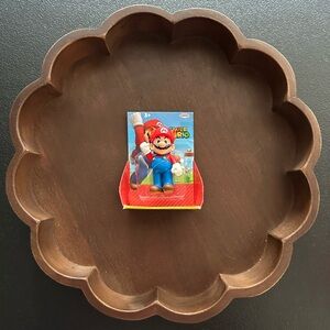 Super Mario ~ Racoon Mario Figure